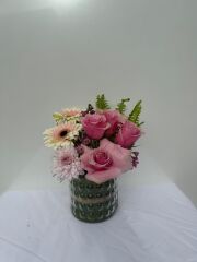 Cinzia Pembe Somon Gül Vazo Arajman