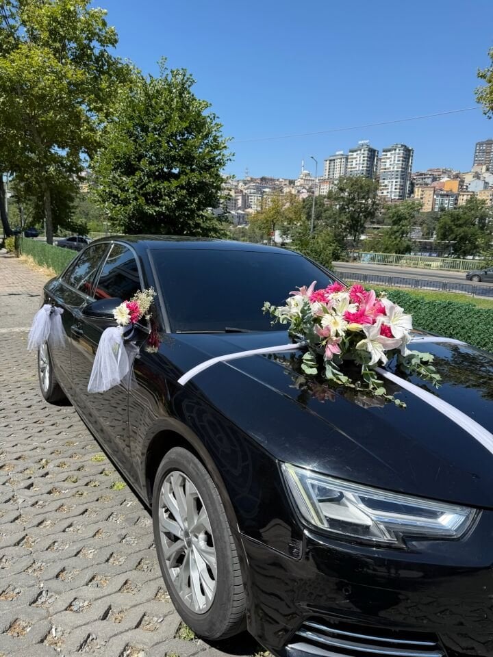 Vintage Love Hood Piece