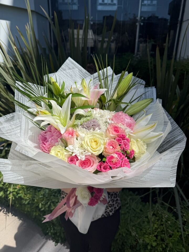 Golden Hour Bouquet
